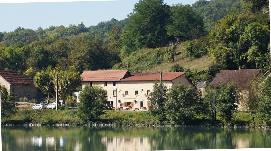 La Source Hotel Porcieu-Amblagnieu Exterior photo
